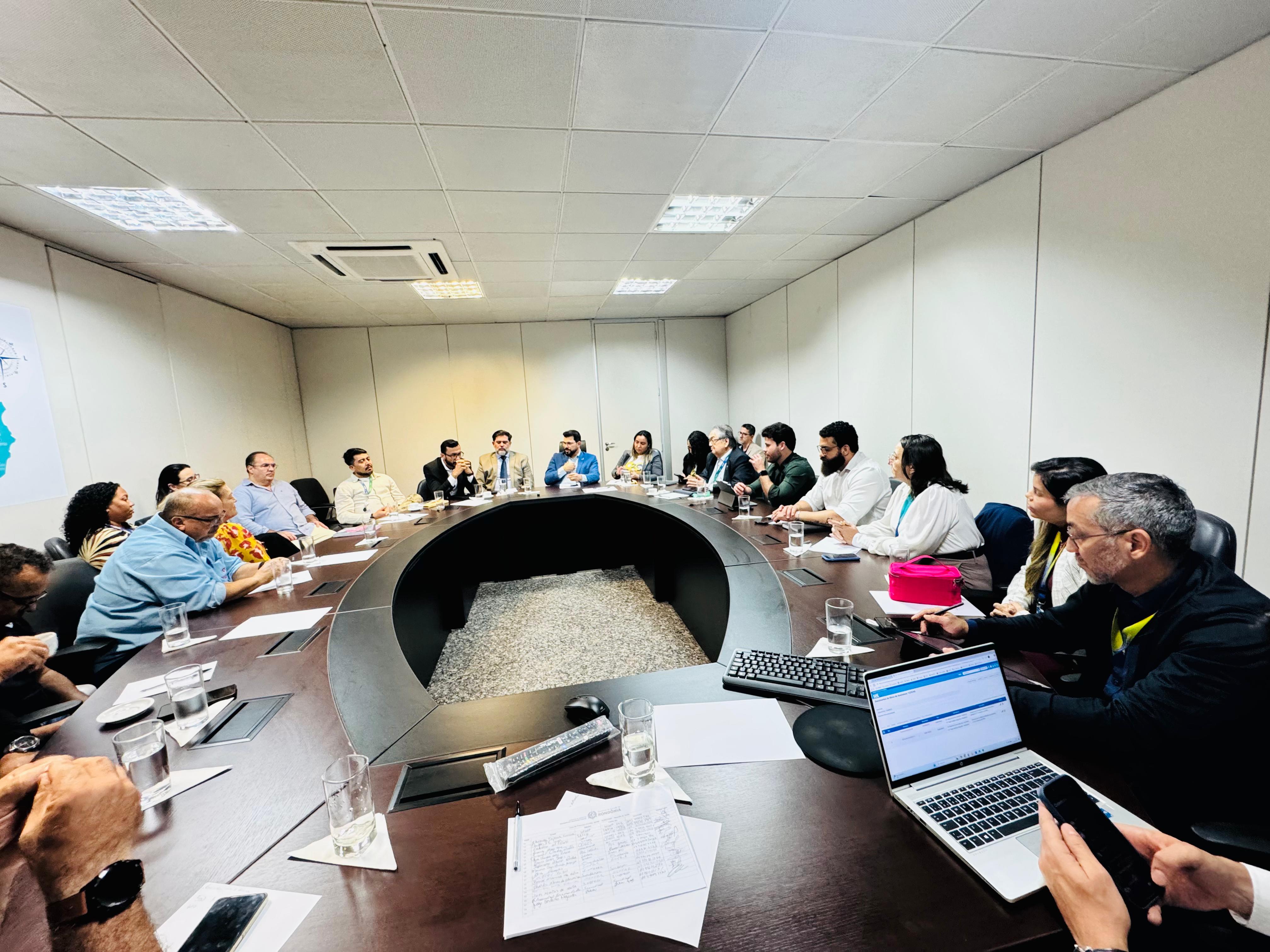 Audiência Pública no MP reúne entidades para debater terceirização da saúde em Rondônia